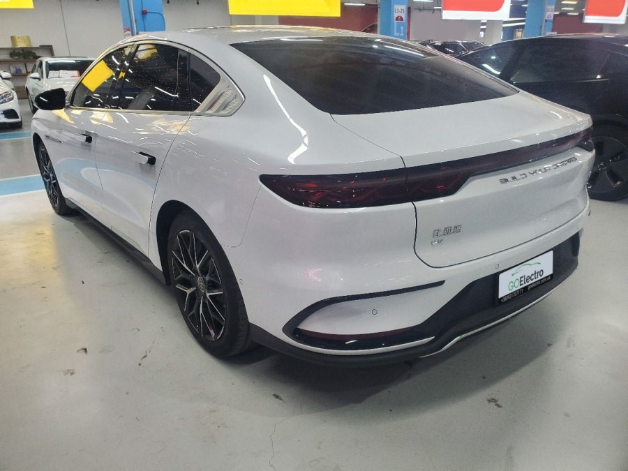 BYD HAN EV