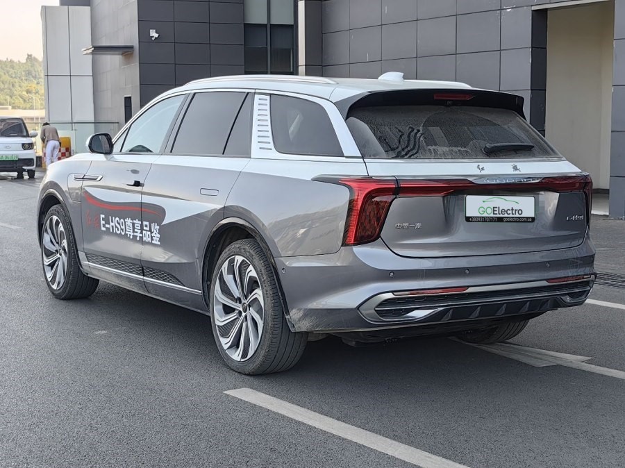 HONGQI E-HS9