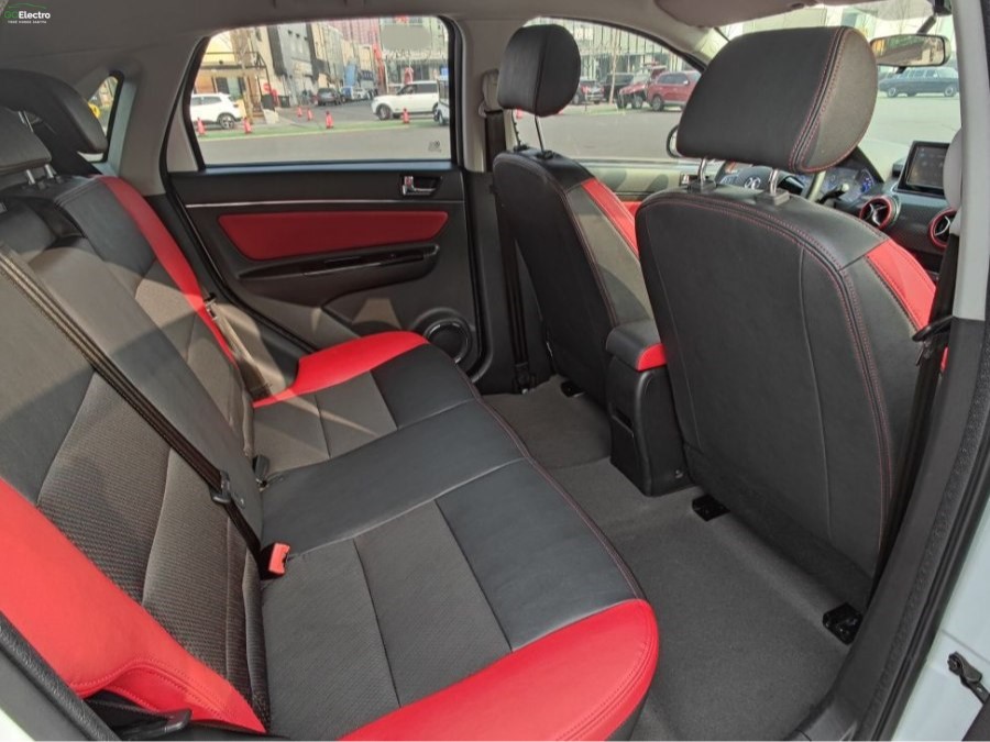 BAIC EX260