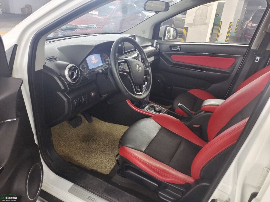 BAIC EX360