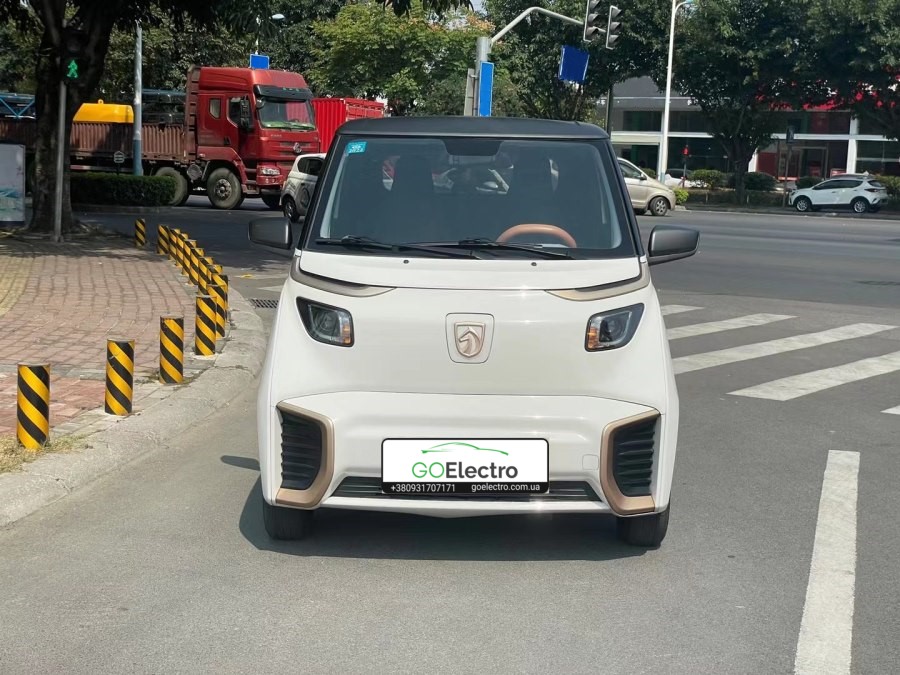Baojun E200