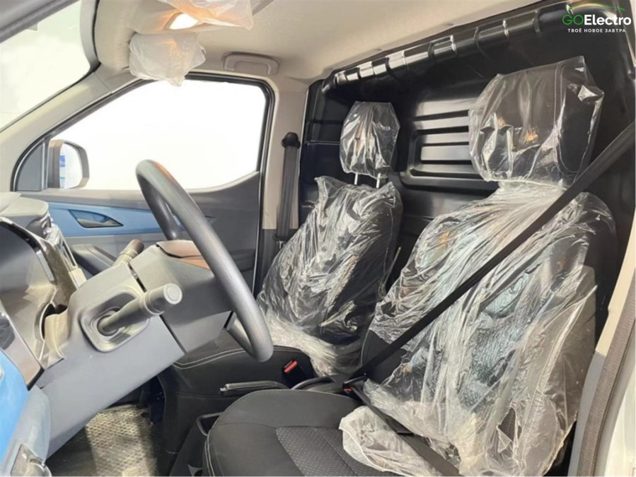 MAXUS EV30