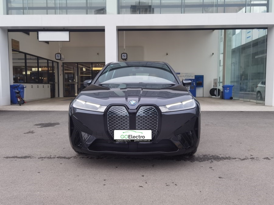 BMW iX xDrive40