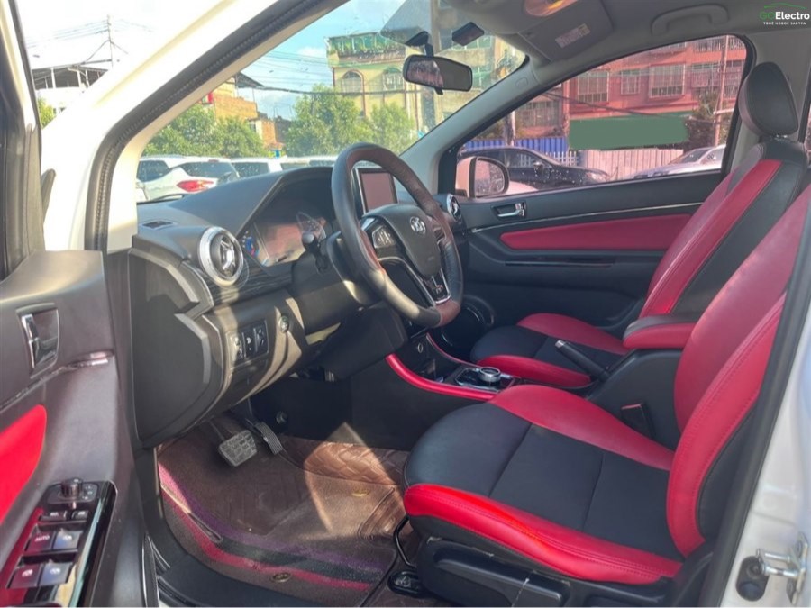 BAIC EX360