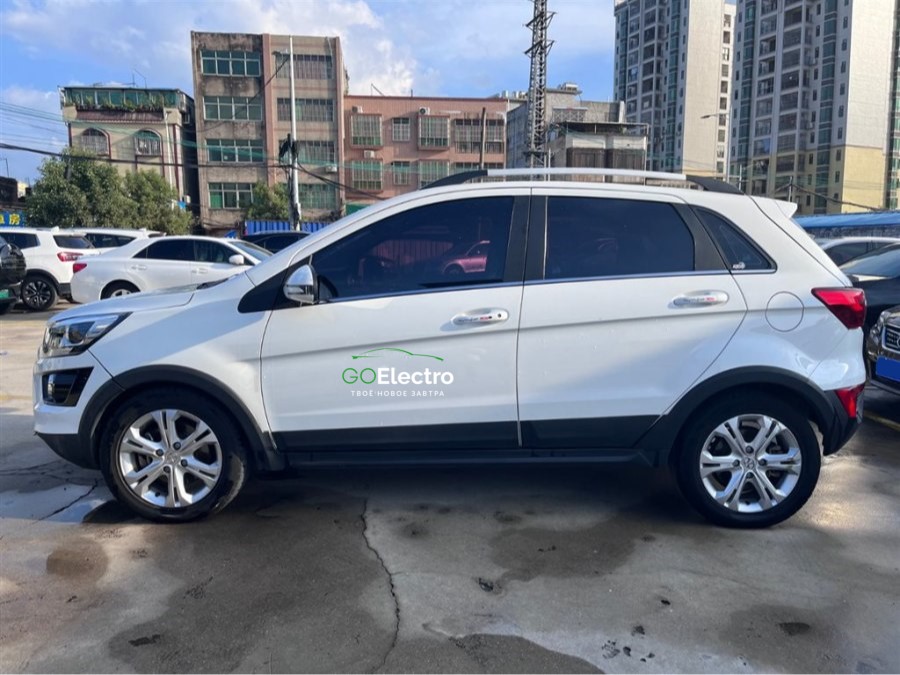 BAIC EX360