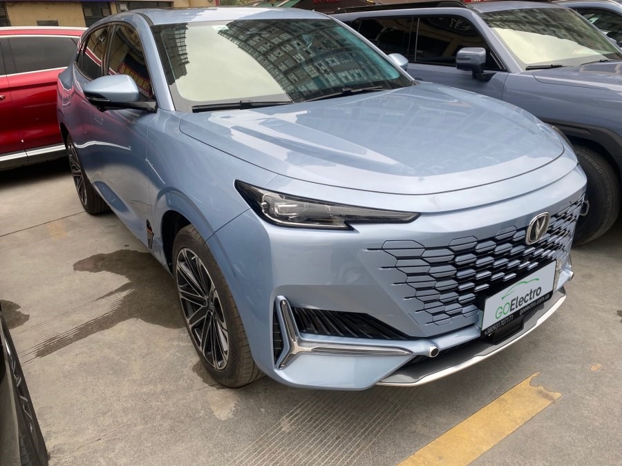 CHANGAN UNI-K iDD