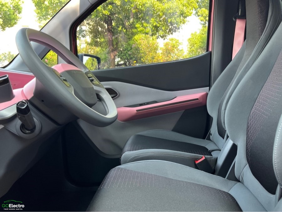 Baojun E200