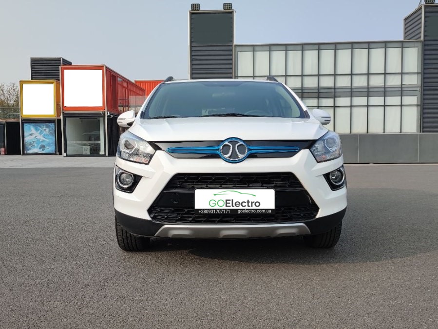 BAIC EX260