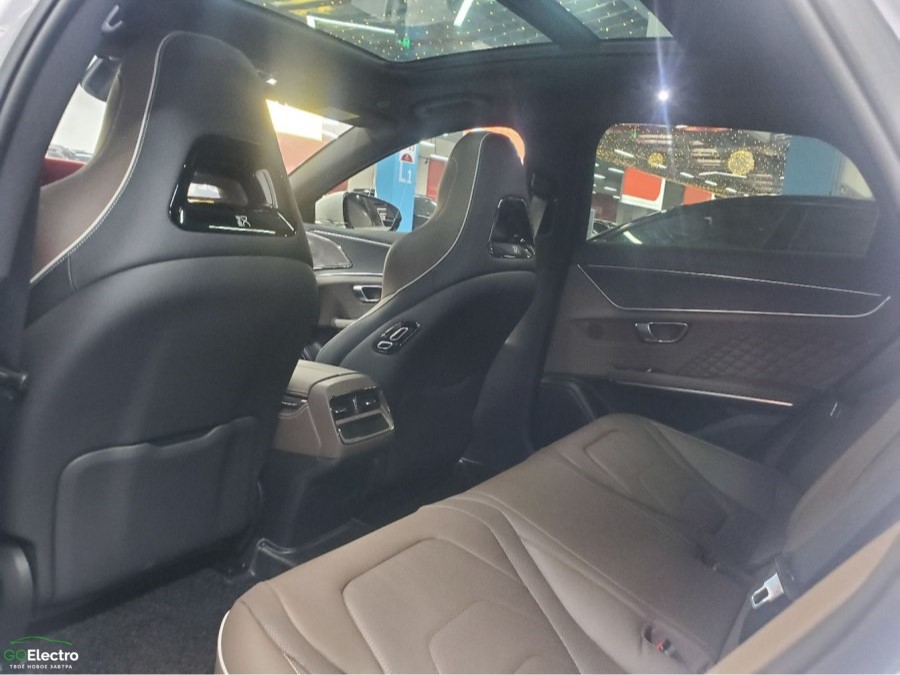 BYD HAN EV
