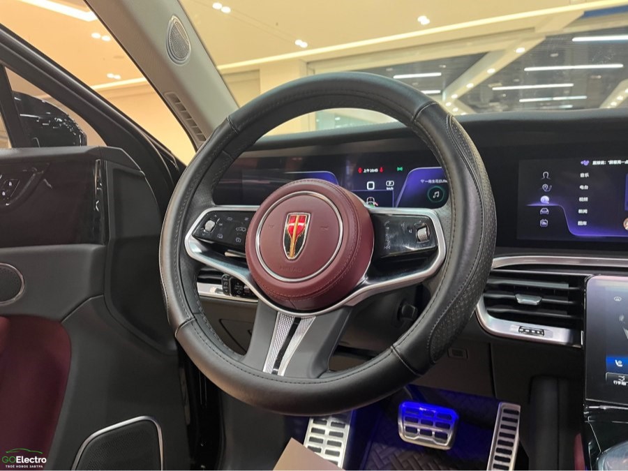 HONGQI E-HS9