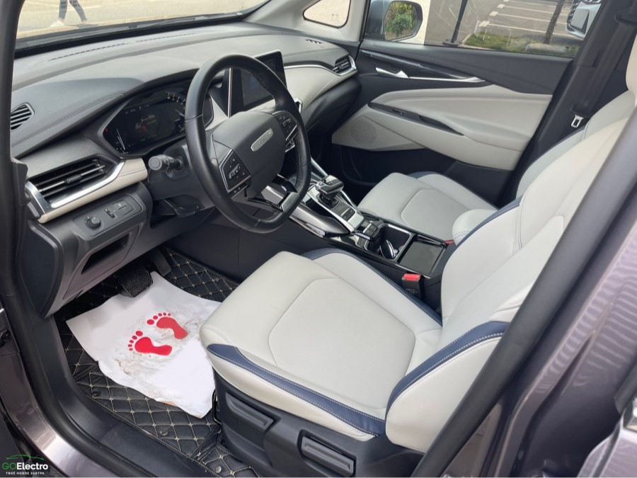 MAXUS EUNIQ 6
