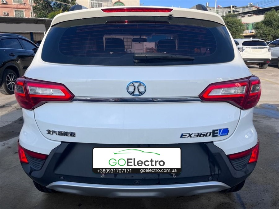 BAIC EX360