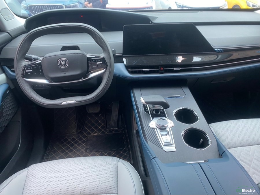 CHANGAN UNI-K iDD