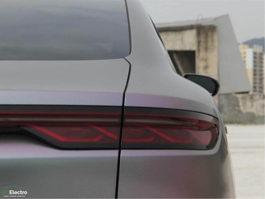BYD HAN EV
