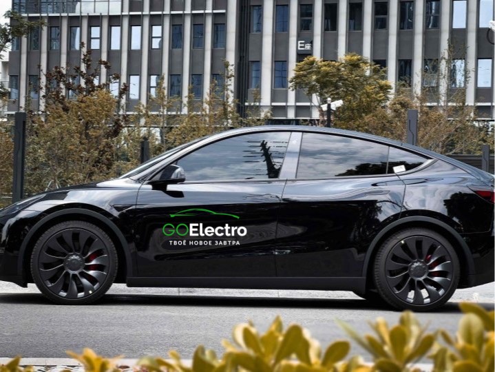 TESLA Model Y