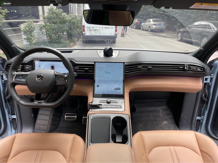 NIO ES6