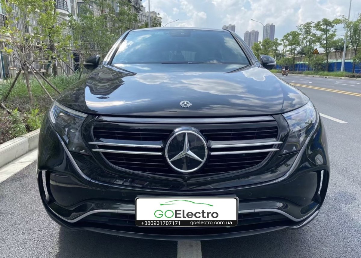 MERCEDES EQC 400