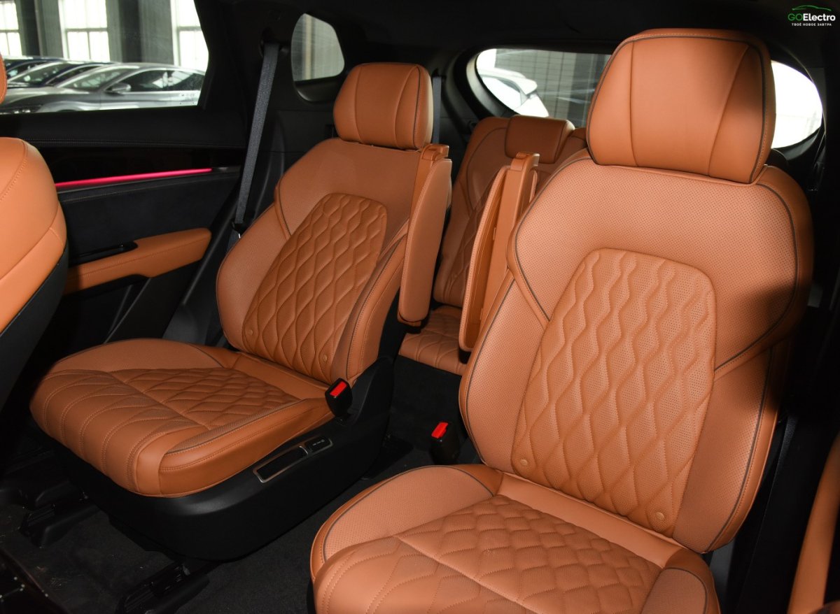BYD TANG EV