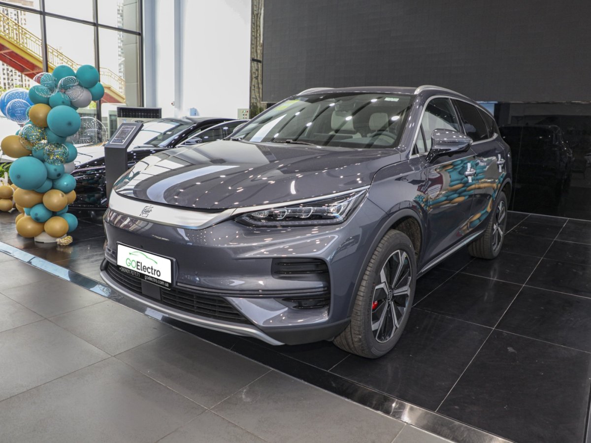 BYD TANG EV 635km