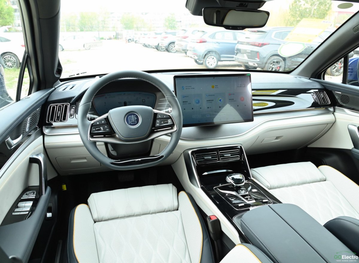 BYD TANG EV