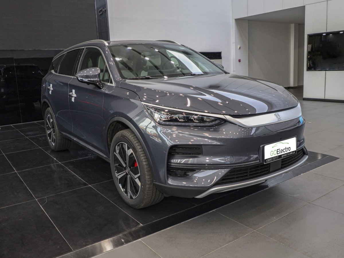 BYD TANG EV 635km
