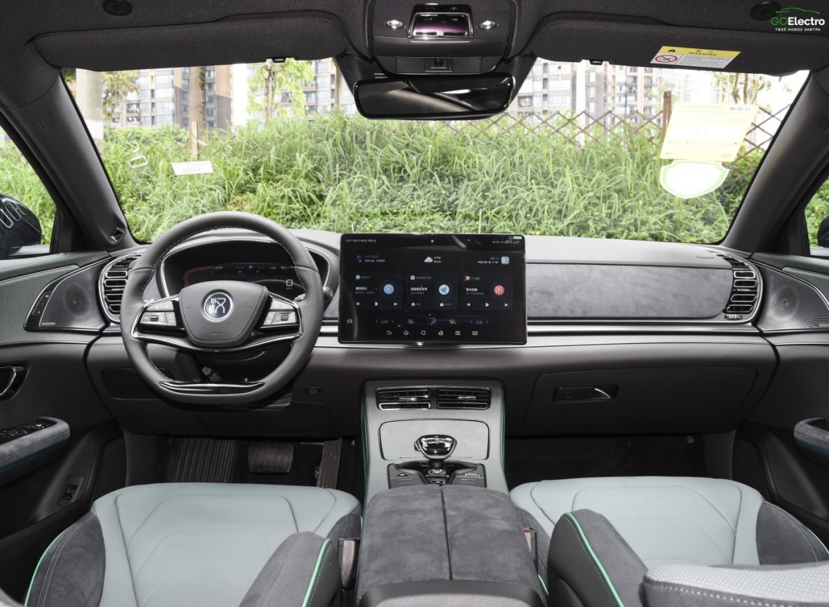 BYD HAN EV