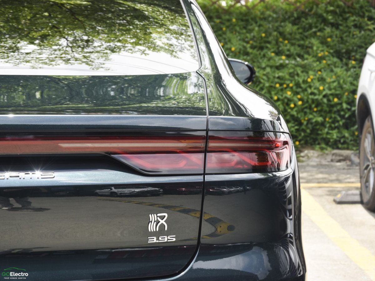 BYD HAN EV