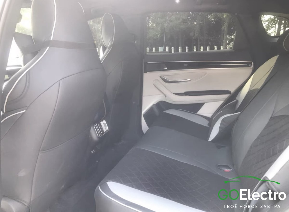 BYD SONG PLUS EV Top