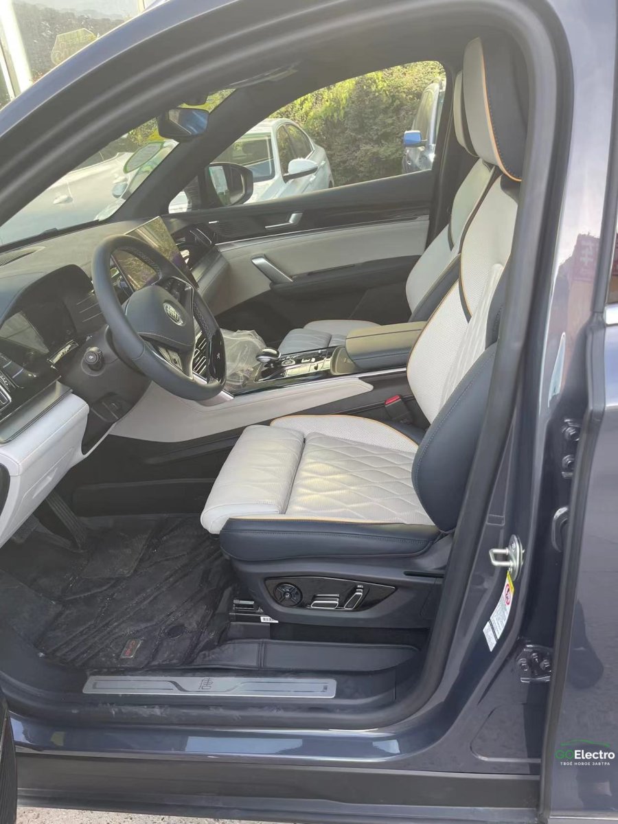 BYD TANG EV 635km