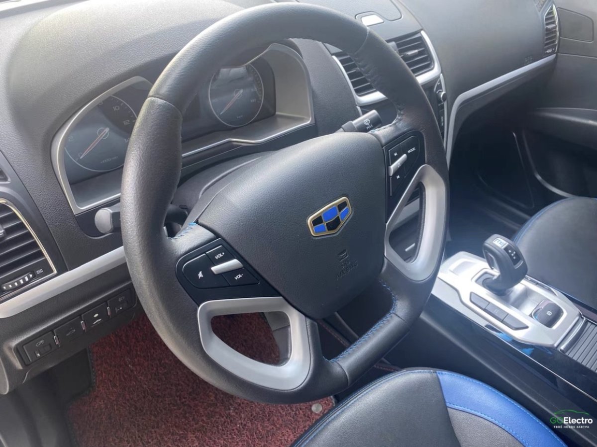 GEELY EMGRAND EV