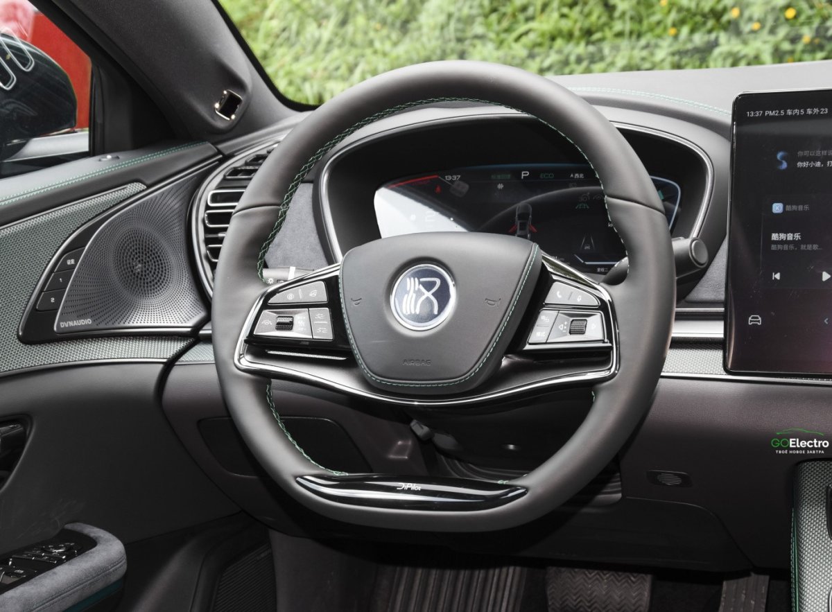 BYD HAN EV