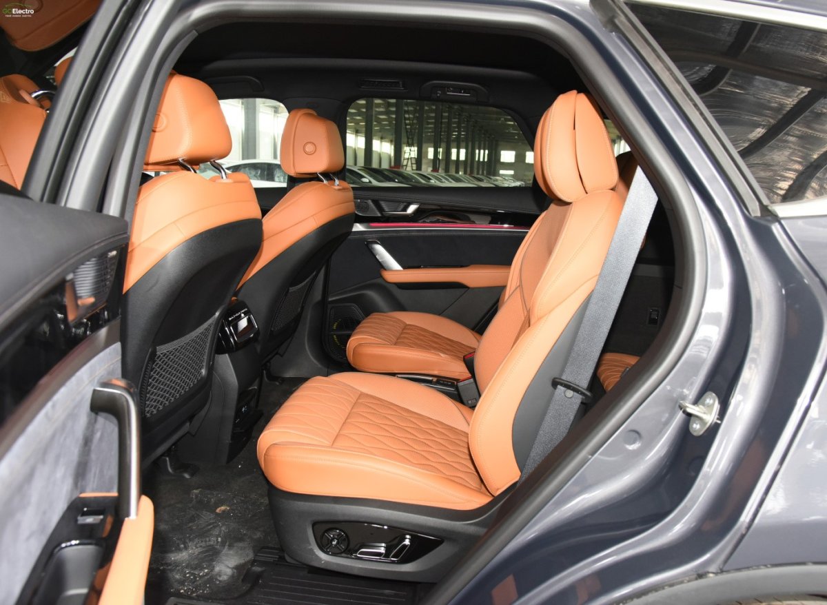 BYD TANG EV