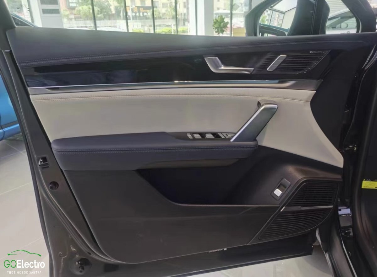 BYD TANG EV