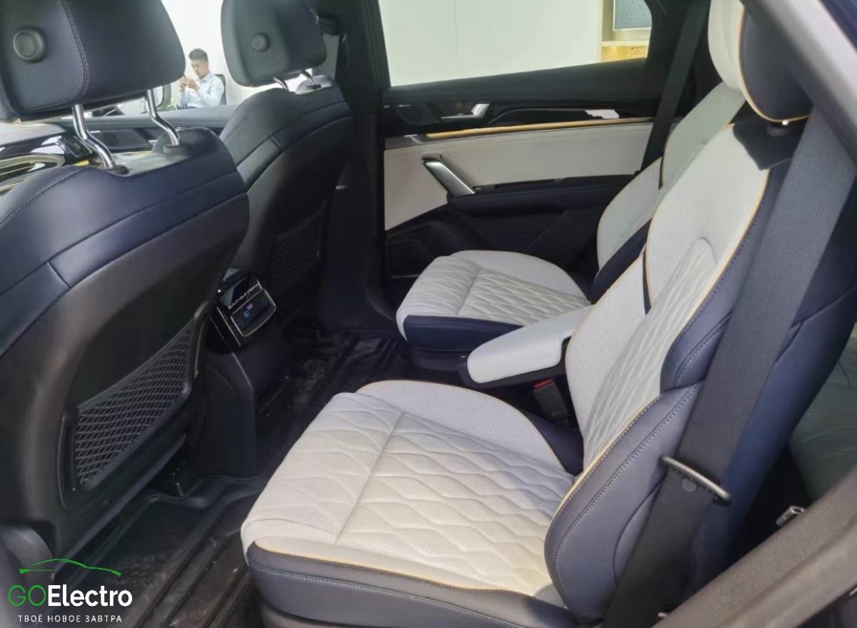 BYD TANG EV