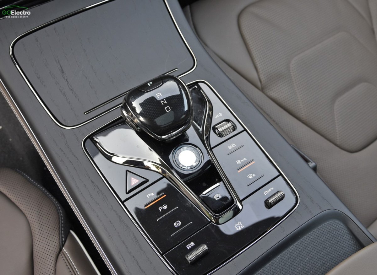 BYD HAN EV