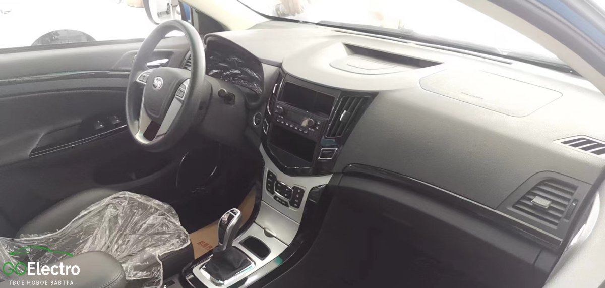 BYD EU5