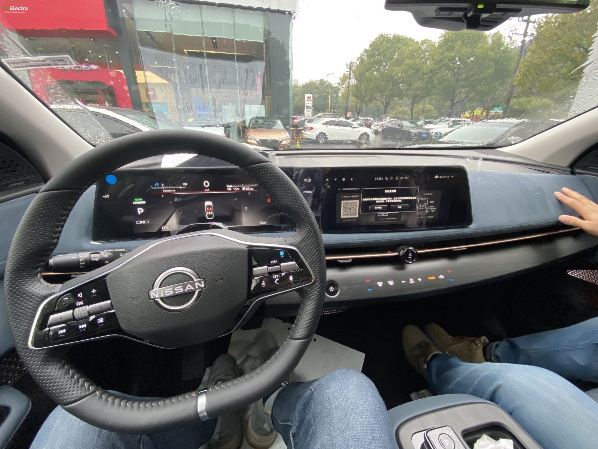 NISSAN ARIYA
